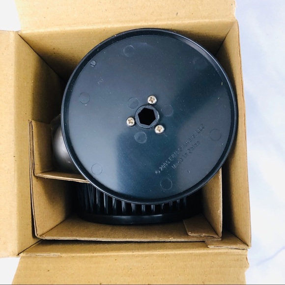 NIB Auto Soaping Tire Brush Battery Operated - Picture 12 of 16